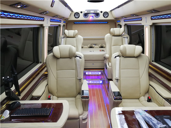 dealer_default_dd9e7020f16a4560b25db2c9d718bc29.jpg
