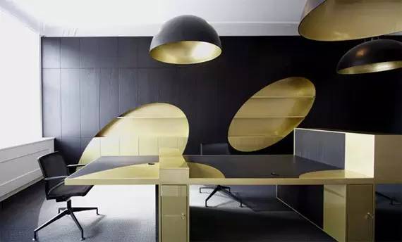 個(gè)性化工作臺(tái)