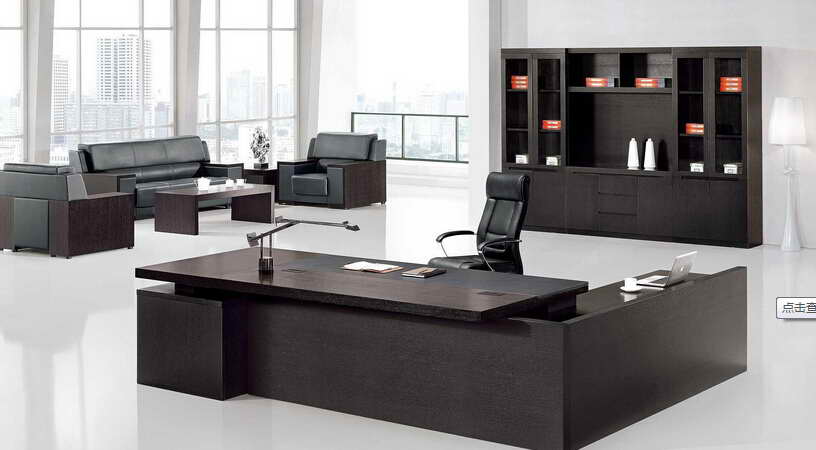 巧用實木油漆大班臺打造高端大氣辦公室