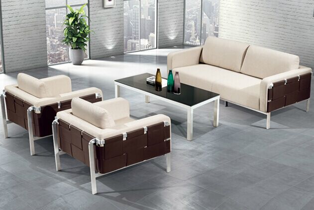 南京凡順辦公室家具為您提供一系列專業(yè)的辦公室家具挑選采購及保養(yǎng)的知識