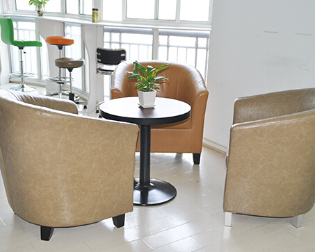 辦公桌上該選什么綠色植物呢？